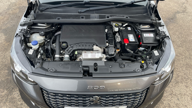 Peugeot 208 1.2 PureTech 100 Allure Premium 5dr Petrol Hatchback